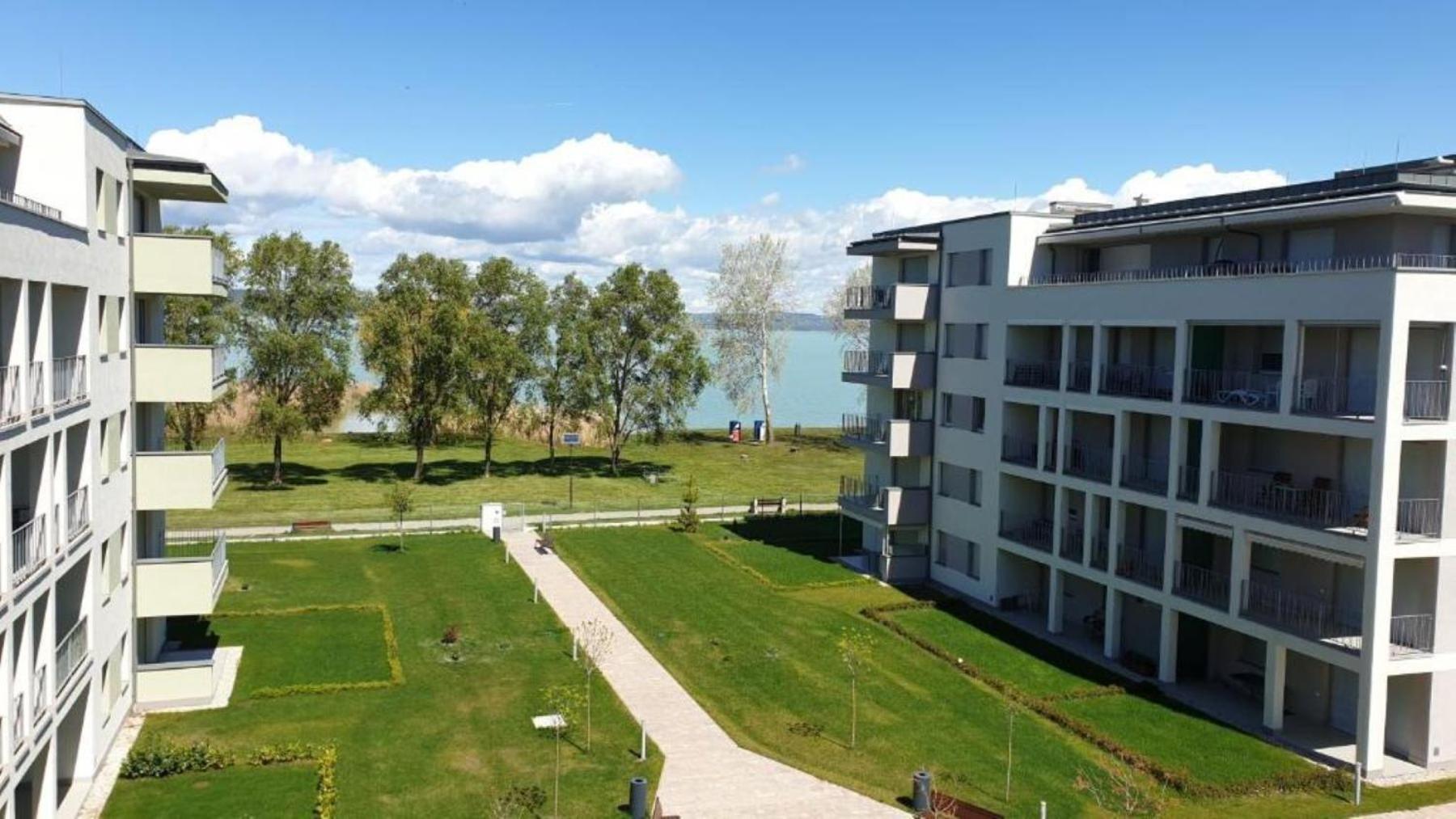 Green Apartman Balatonlelle Exteriér fotografie